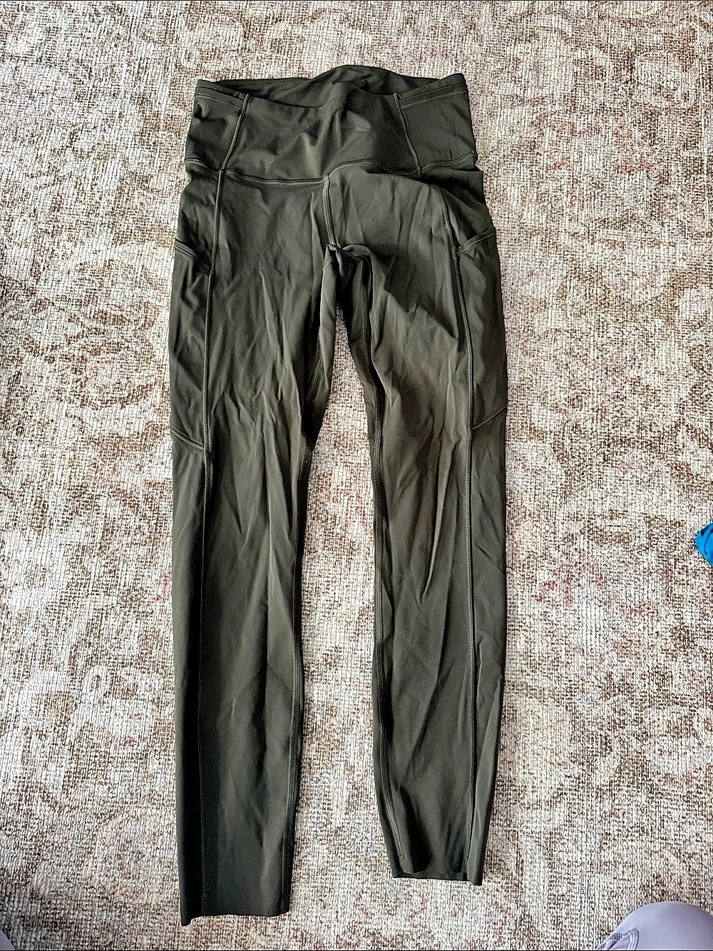 Lululemon Fast and Free High-Rise Tight 25" in Olive 6